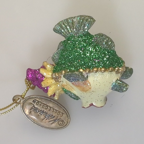 Katherine's Collection Carmen Miranda Kissing Lips Fish Ornament - Picture 2 of 4